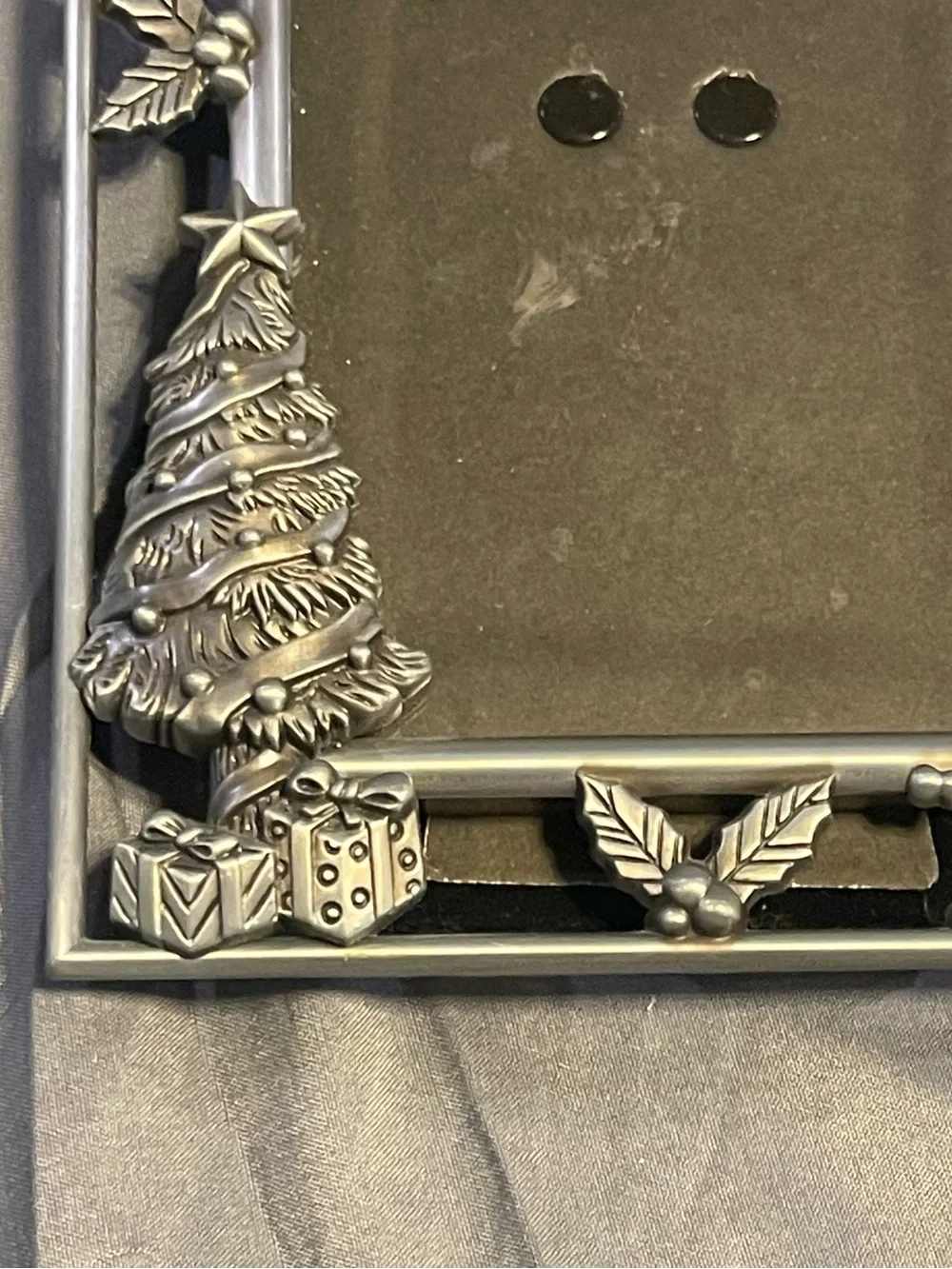 Vintage Pewter Christmas Picture Frame Holly Berries Tree Gift Boxes 4x6 Ornate